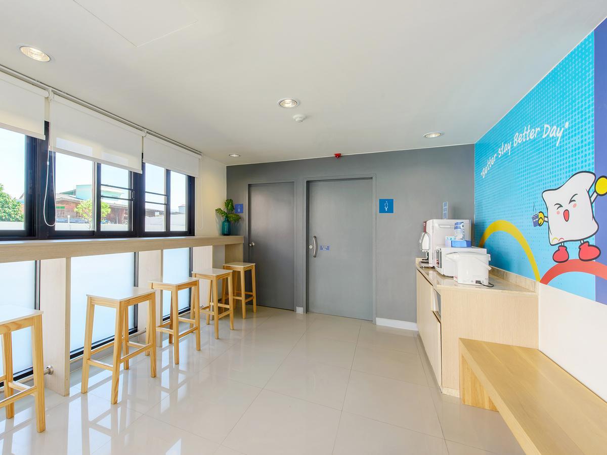 Hop Inn Ройет Экстерьер фото