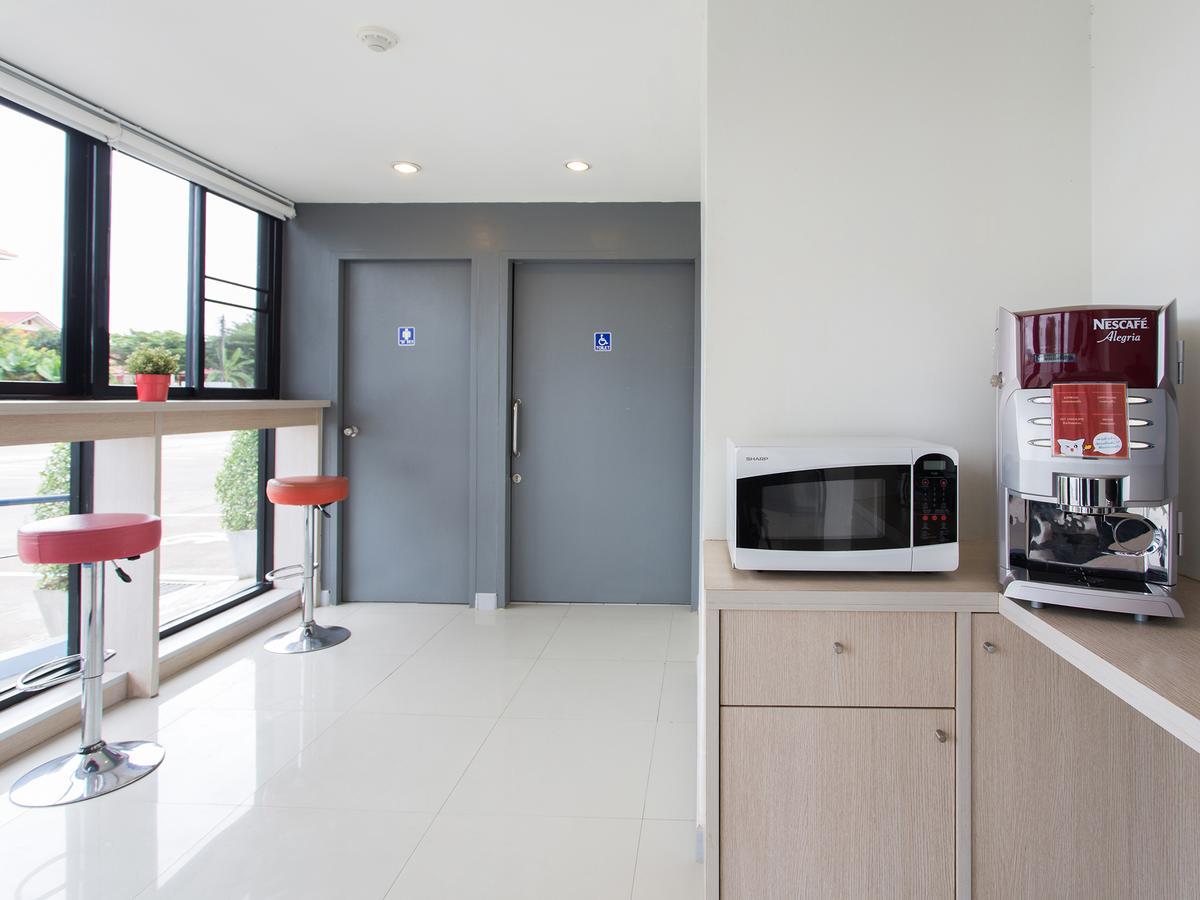 Hop Inn Ройет Экстерьер фото
