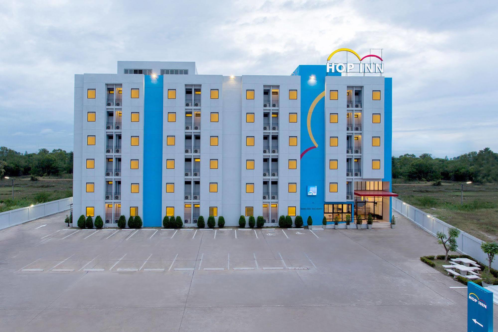 Hop Inn Ройет Экстерьер фото