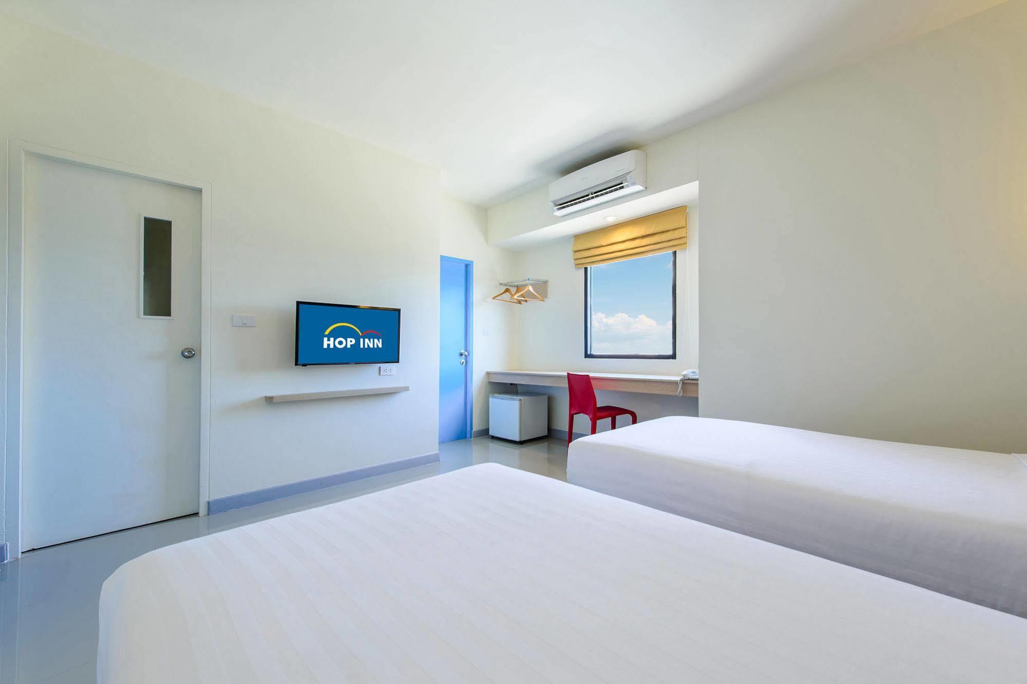 Hop Inn Ройет Экстерьер фото
