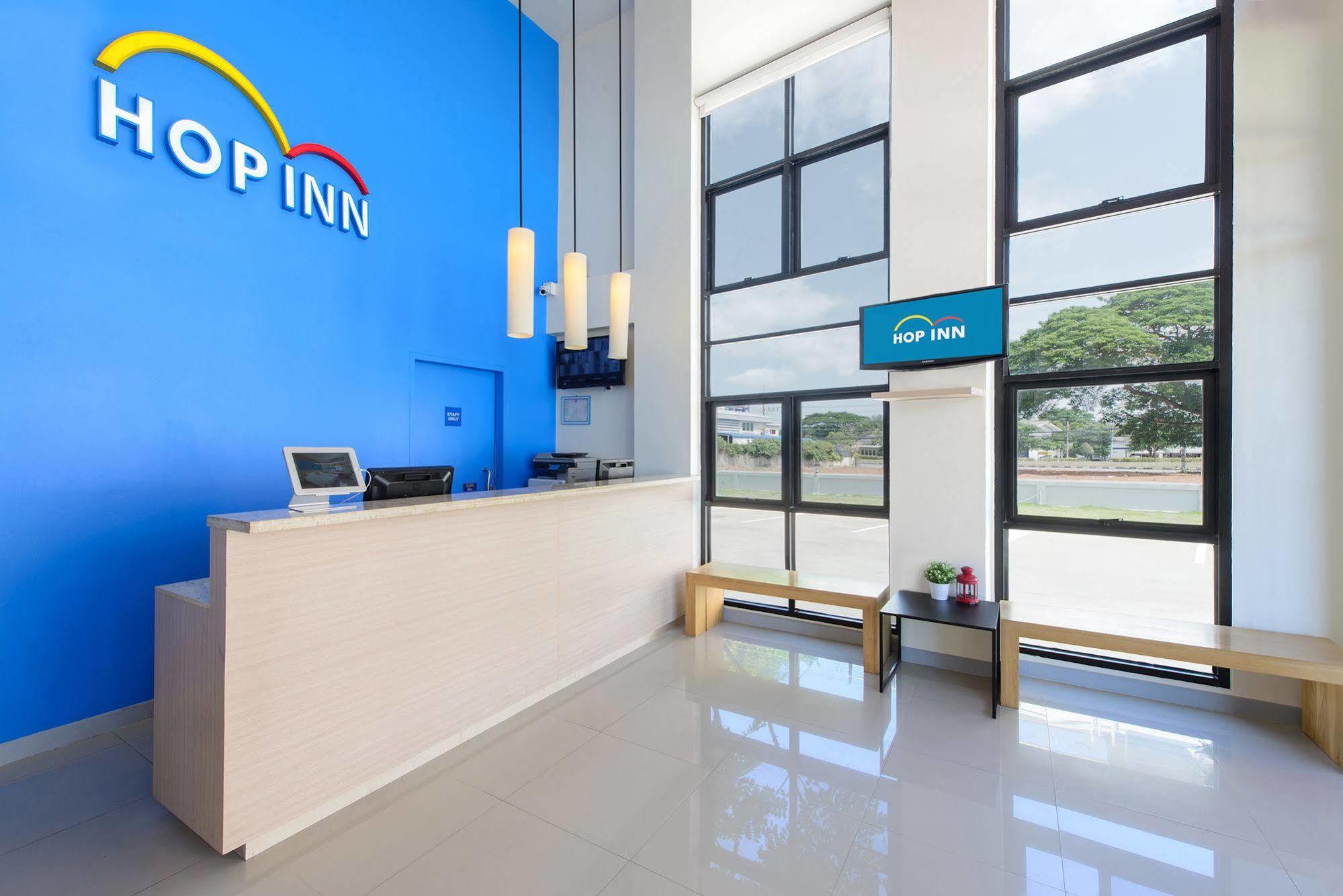 Hop Inn Ройет Экстерьер фото